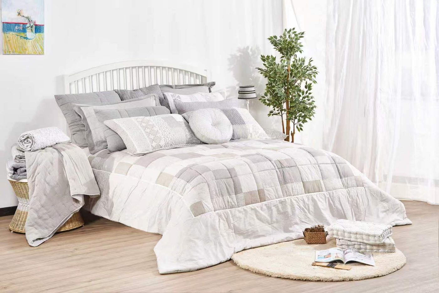 Rolled and compressed quilt